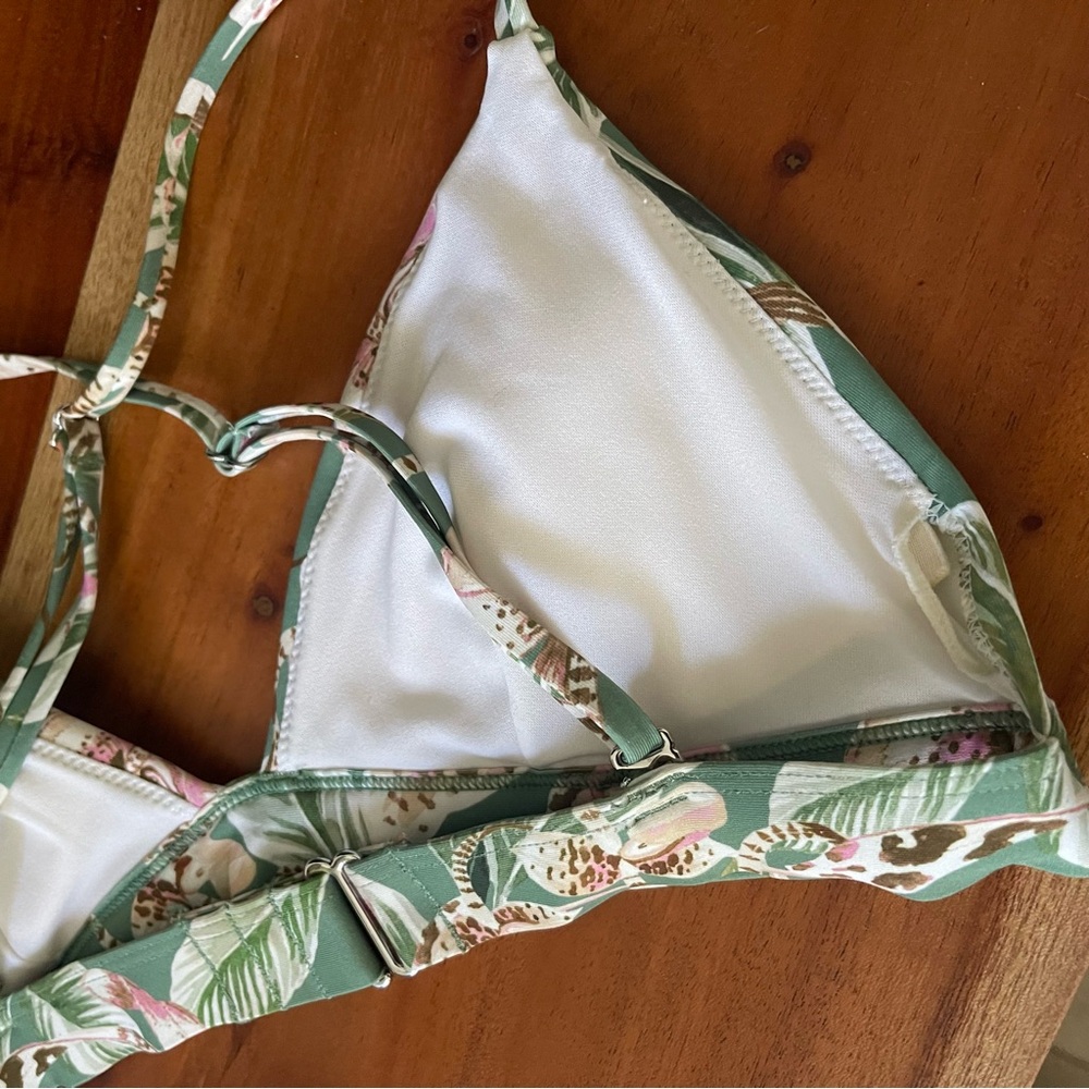 H&M green tropical print triangle bikini top - Picture 8 of 11